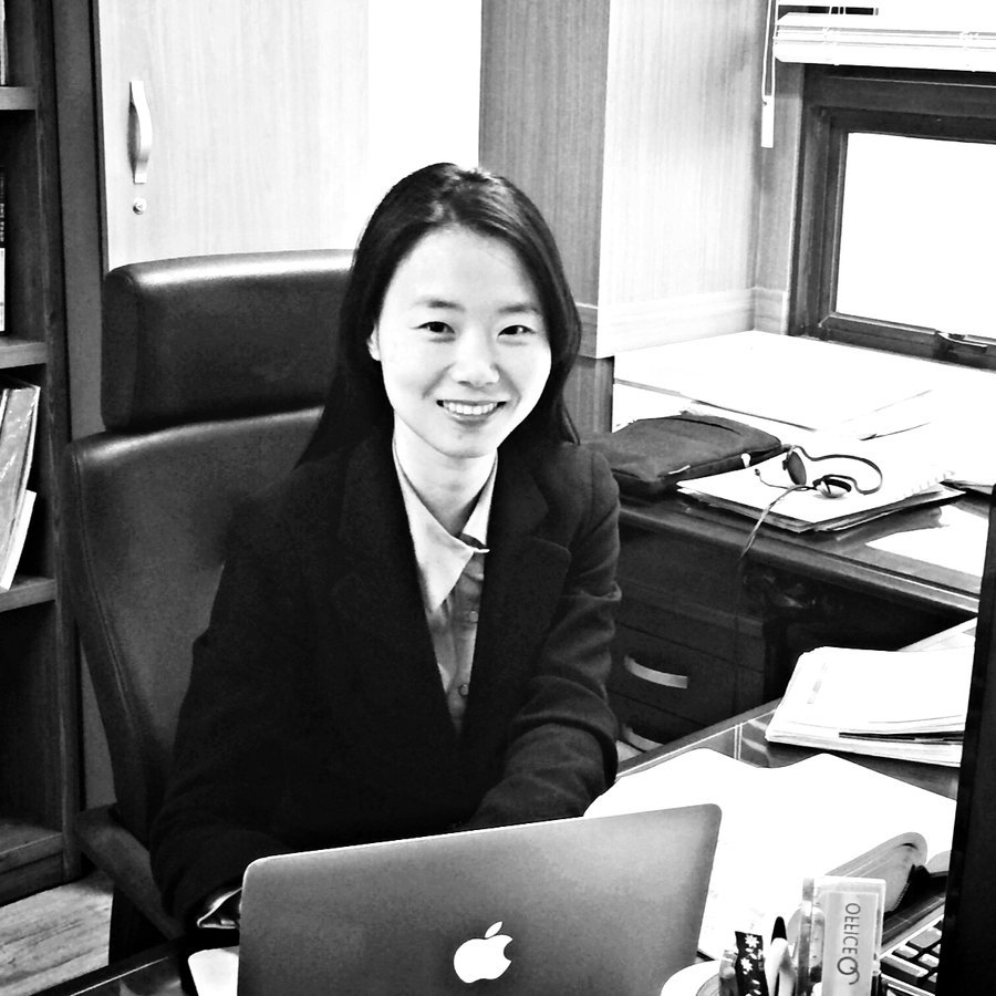 영혼 없이 일하던 시절의 대전이혼전문변호사 김이지